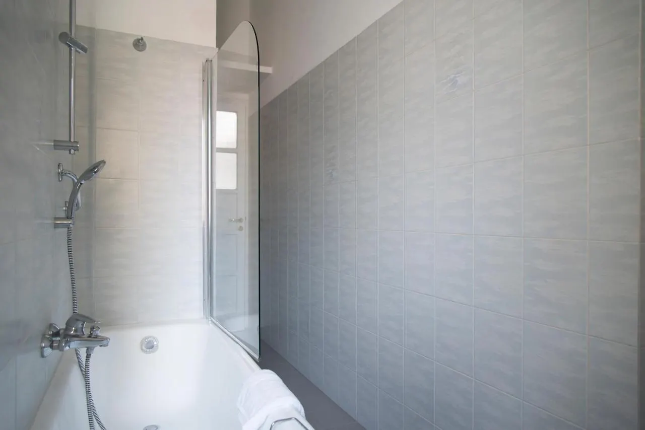 Youhosty - Fatebenesorelle 18 Apartamento Milão 0*,